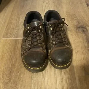 nice VINTAGE doc martens! basically new, not many scuffs just a crease line! i wore my new doc martens today and they got their creases  main image 3